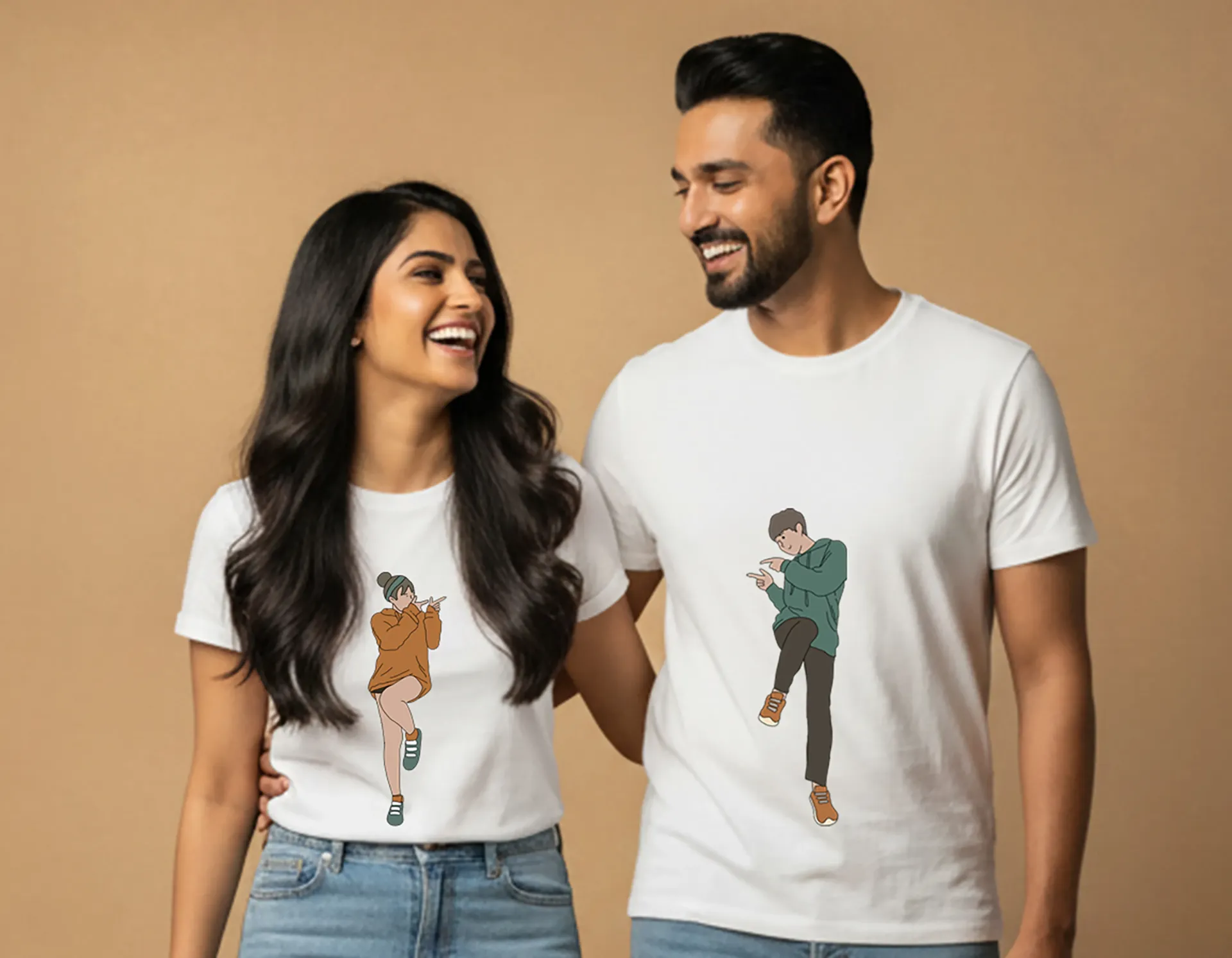 STRIKE A POSE TEE (S, S)